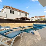 Вилла St George - 3 Bed With Private Pool
