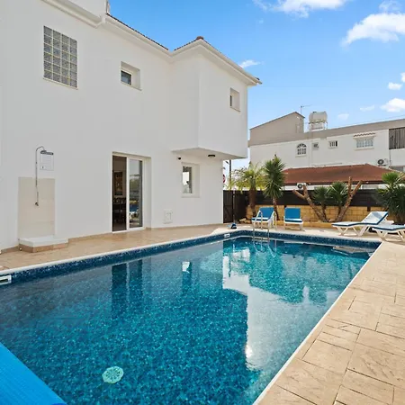 St George - 3 Bed With Private Pool Villa *