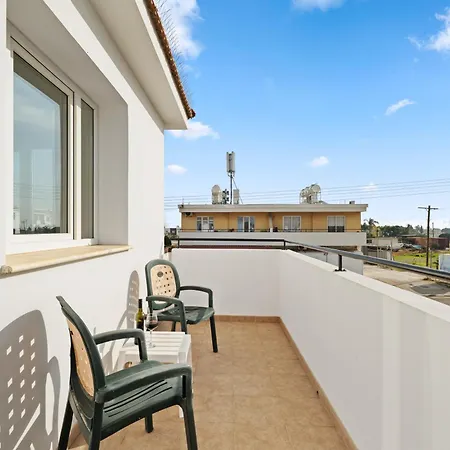 St George - 3 Bed With Private Pool