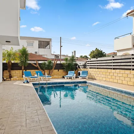 St George - 3 Bed With Private Pool * Xylophaghou