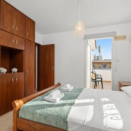 St George - 3 Bed With Private Pool Villa